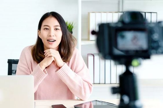 Content Creator, salah satu ide bisnis yang cocok untuk pemul. Foto/Pinterest