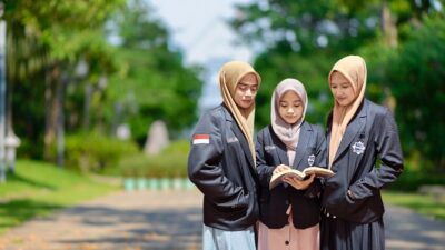 Ilustrasi penerimaan mahasiswa baru di STF Al Farabi Malang. Foto/dok STF