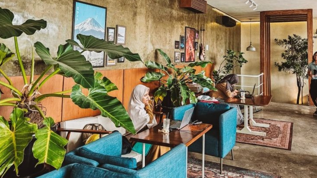 Visualisasi Roketto, CW, Handall sebagai ilustrasi kafe nugasable di Malang. Foto/Instagram