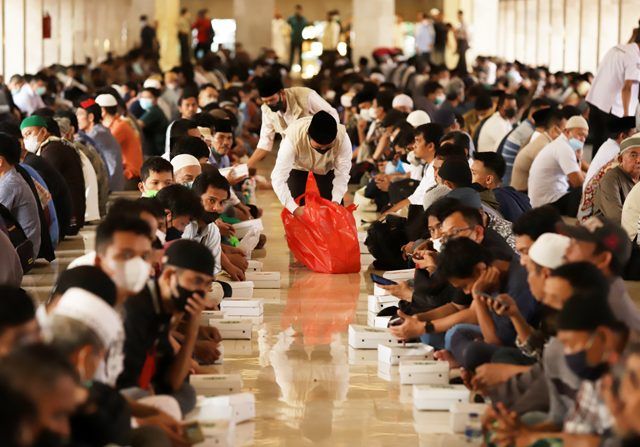 Visualisasi takjil gratis di bulan Ramadan. Foto/Pinterest