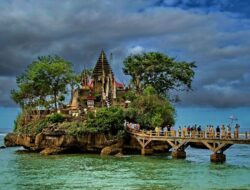 Menjelajah Keindahan Pantai Selatan Malang: Pantai Balekambang, Bajul Mati, Ngliyep & Goa Cina