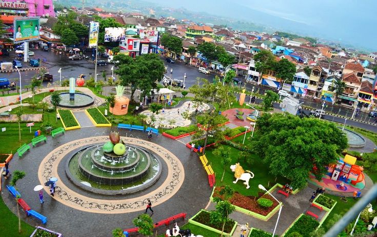 Caption: Visualisasi Kota Batu / Pinterest