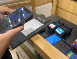 Gaya Hidup Cashless di Kalangan Mahasiswa Malang: Praktis Tapi Boros?